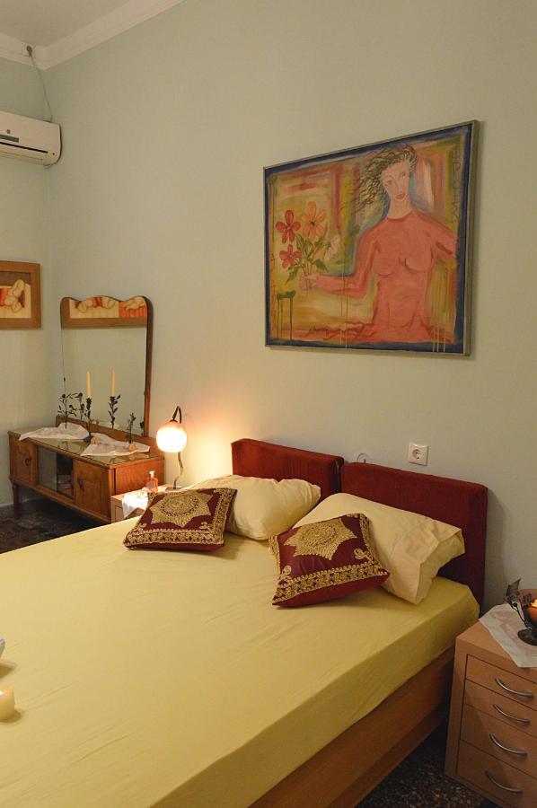 Pireas Port Next To Metro Artistic House Apartment Bagian luar foto